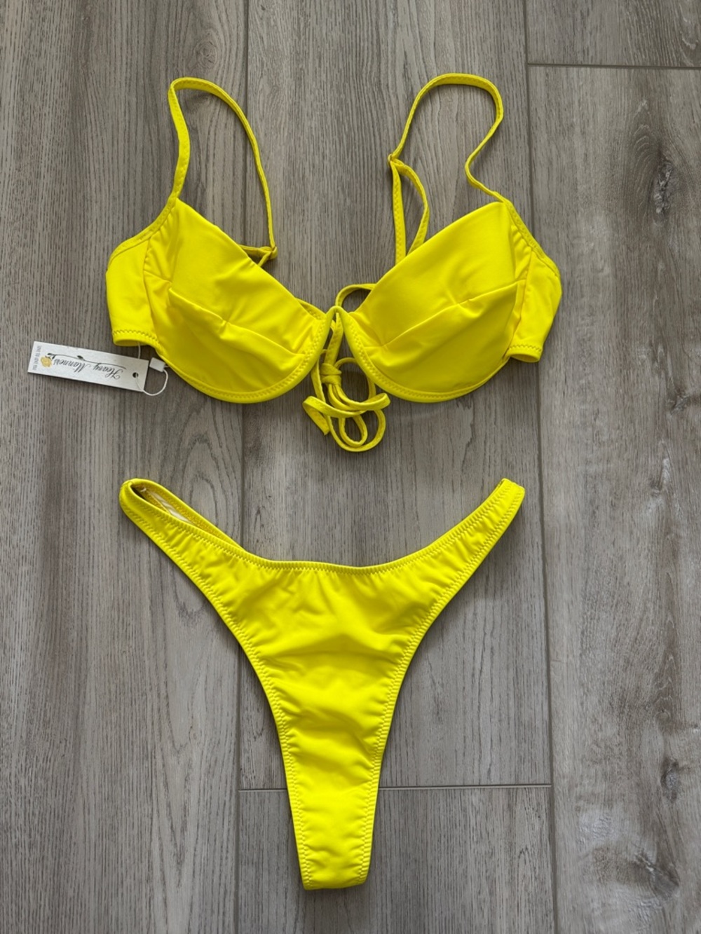 ‘TWEETY’  Classic underwire top